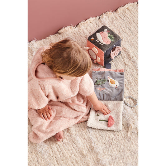 Cubo blando de actividades Dalia Rosa Empolvado 15x15