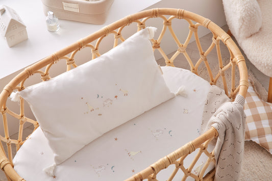 Descubriendo los básicos del ajuar bebé: cómo hacer que envelezca con tu estilo